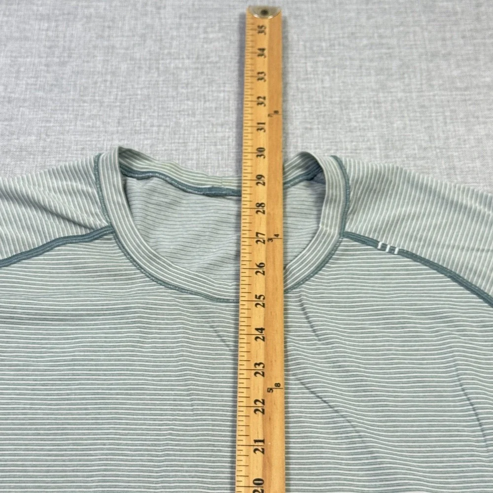 Lululemon Shirt Mens XL Green Striped Jersey Live In Practice Short Sleeve